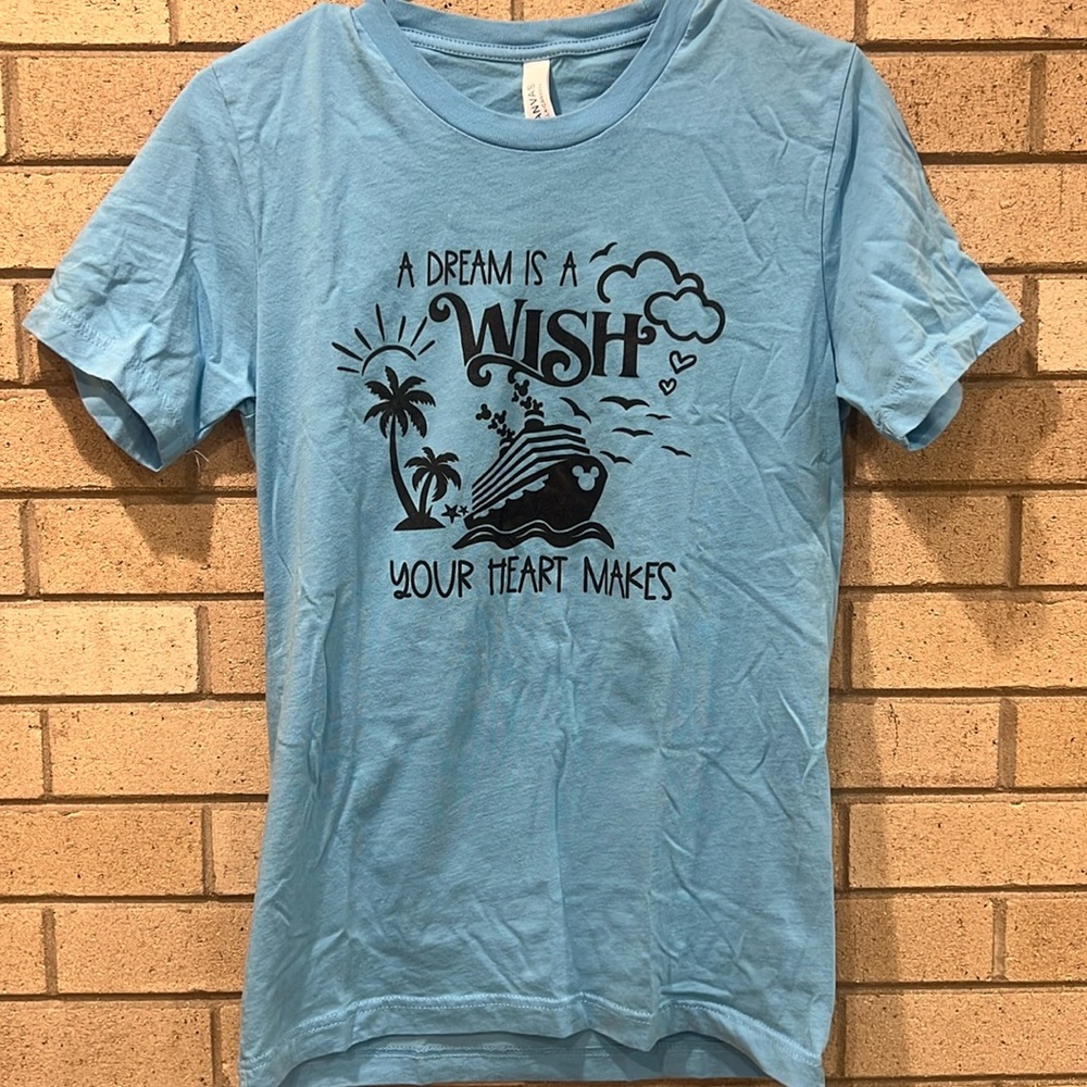 DISNEY wish tshirt size S